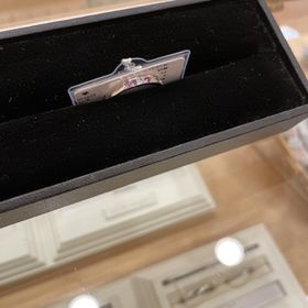 【Mariage ent(マリアージュエント)の口コミ】 価格は比較的リーズナブルな価格帯でした。
デザインはストレートの中でも…