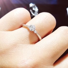 【canal4℃(カナルヨンドシー)の口コミ】  私の指は細くて短いですのであまり指輪を付けないです。ただ、初めてこの…