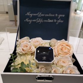 【4℃ BRIDAL(ヨンドシーブライダル)の口コミ】 こんなデザインを探しているとお伝えしたら、思い描いていた通りのデザイ…