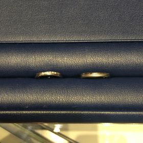 【銀座ダイヤモンドシライシの口コミ】 はめた時のフィット感とインスピレーションでデザインは決めました。
今の…