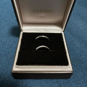 【アイプリモ(I-PRIMO)の口コミ】 指輪のデザインはもちろん、婚約指輪との相性も確認しながら決めました。2…