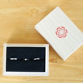 【出雲結(いずもゆい)の口コミ】 ・指輪のデザインがどんぴしゃでタイプだったから
・サンプルをお願いして…