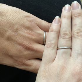 【銀座ダイヤモンドシライシの口コミ】 いろいろなお店でいろいろな指輪を拝見いたしました。
妻がかわいいと思う…