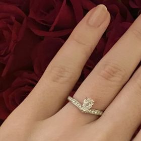 【ショーメ(CHAUMET)の口コミ】 妻の憧れのブランドで、ダイヤの品質とデザインも素晴らしかったためショ…