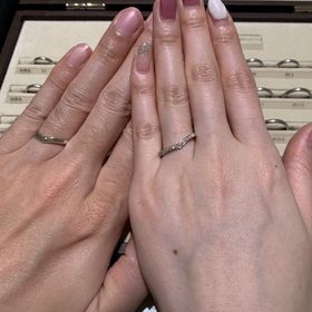 【TRECENTI(トレセンテ)の口コミ】 指通り、つけ心地がとても良い。
滑らかさはダントツでした。隣の指との干…