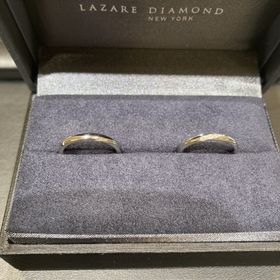【ラザール ダイヤモンド(LAZARE DIAMOND)の口コミ】 試着前はダイヤが多くあるものがかわいいと思っていましたが、いざ試着し…