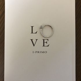 【アイプリモ(I-PRIMO)の口コミ】 指輪選びの知識がほとんどなく、デザイン、値段をいろいろ見た。
まずはデ…