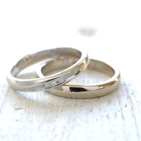 【湘南彫金工房 andfuseの口コミ】 指輪のデザインを自分たちで決める事ができること。
自分たちで型を作る事…