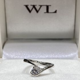 【輪-RIN-の口コミ】 ダイヤモンドがこぼれ落ちそうなデザインに一目惚れしました！！ストレー…