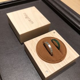 【ringram(リングラム)の口コミ】 婚約指輪は他店で購入したが、結婚指輪のデザインの好みがお互い異なって…