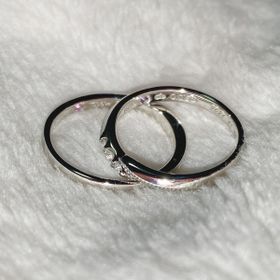 【銀座ダイヤモンドシライシの口コミ】 自分がシンプルな感じで少しだけデザインされていたので一目惚れして指輪…