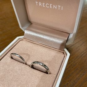 【TRECENTI(トレセンテ)の口コミ】 指輪の形は、

ストレートが良く、

他のお店と比較して、

他のお店だと…