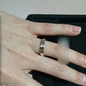 【TRECENTI(トレセンテ)の口コミ】 最初は細めのリングでシンプルなデザインを探していましたが、年齢を重ね…