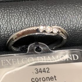 【エクセルコダイヤモンド(EXELCO DIAMOND)の口コミ】 大きめのダイヤが3つ並んで飛び出ているデザインがとても可愛いかったです…