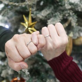 【出雲結(いずもゆい)の口コミ】 風結という商品名とデザイン、とくにダイヤが上品に可愛くついていて、一…