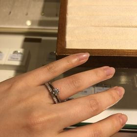 【TRECENTI(トレセンテ)の口コミ】 □石の落下・引っかかりのないよう、ダイヤの留め方を工夫されていて、日常…