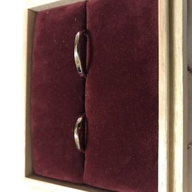 【ichi(イチ)の口コミ】 フルオーダーでオリジナルのひと味違った指輪が作れること。
スタッフさん…