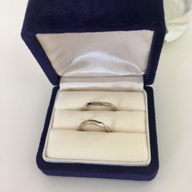 【agete(アガット)の口コミ】 婚約指輪と合わせて付けられるものを探していました。
この指輪は、イエロ…