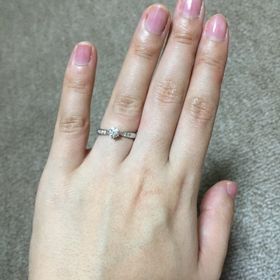 【TASAKI(タサキ)の口コミ】 好きなブランドだったということもありますが、試着した時のダイヤモンド…