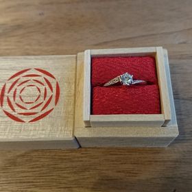 【出雲結(いずもゆい)の口コミ】 指輪に込められたメッセージがとても魅力的で、共感できたことが決め手に…