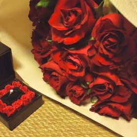 【エクセルコダイヤモンド(EXELCO DIAMOND)の口コミ】 ダイヤは今自分が選べる最高級のものをえらびました。
リングはパートナー…