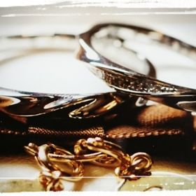 【アイプリモ(I-PRIMO)の口コミ】 ツルッとした感じの指輪は傷が目立つし、
あまり個性もないかなぁと思い、…