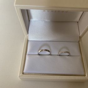 【宝寿堂(ほうじゅどう)の口コミ】 指輪のデザインはシンプルにしようとお店に行ったのですが
どんどんいろん…