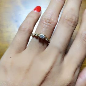 【ORECCHIO(オレッキオ)の口コミ】 婚約指輪と言えば、ブリリアントカット。という感じでブリリアントカット…