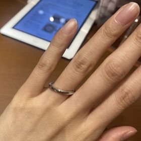 【TRECENTI(トレセンテ)の口コミ】 デザインが凝っていて、ダイヤモンドがなくても、映える
どの角度から見て…