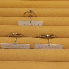 【TRECENTI(トレセンテ)の口コミ】 まずは、リングが丸く加工してあり着け心地がとてもよくて指にしっかり馴…