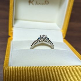 【ケイウノ ブライダル(K.UNO BRIDAL)の口コミ】 登山などアウトドアが趣味で普段ジュエリーをつけない相手のため、好みが…