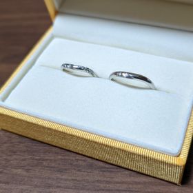 【ケイウノ ブライダル(K.UNO BRIDAL)の口コミ】 同店で購入した婚約指輪が大変気に入っていたため、結婚指輪もこちらにお…