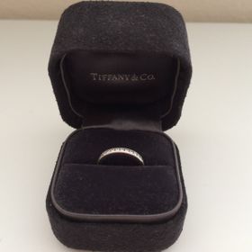 【ティファニー(Tiffany & Co.)の口コミ】 この指輪を選んだのは、やはり昔からティファニーのマリッジリングに憧れ…