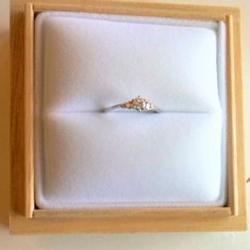 【宝寿堂(ほうじゅどう)の口コミ】 彼女の希望で、ピンクダイヤモンドを使った婚約指輪を探していました。
こ…