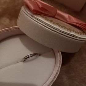 【insembre(インセンブレ)の口コミ】 もともと結婚指輪を探していていました。こちらのショップで私たちが求め…