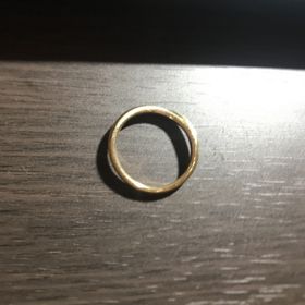 【GALA JEWELRY(ガラジュエリー)の口コミ】 ネットで事前に見ててゴールドがいいと思いお店に伺いました。他にも色々…