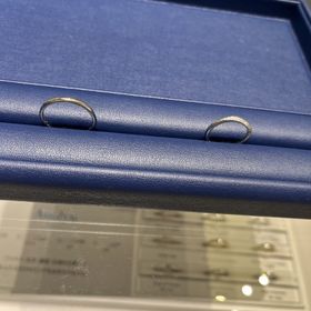 【銀座ダイヤモンドシライシの口コミ】 どんな形にするかある程度は決めていましたが、たくさん試着をさせて頂き…