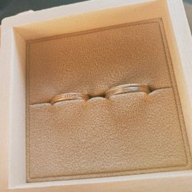 【YUKA HOJO(ユカホウジョウ)の口コミ】 ピンクゴールドにしたいと思っていたので、素材も選べて、デザインひとつ…