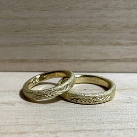 【ichi(イチ)の口コミ】 石地と唐草模様に惹かれお店に伺いました。どちらとも指輪に入れようとい…