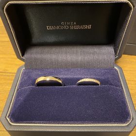 【銀座ダイヤモンドシライシの口コミ】 色々試させていただいた中から自分の指に合ったものを選びました。シンプ…