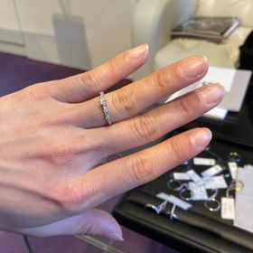 【AbHeri(アベリ)の口コミ】 男性でもキラキラしていたい。という人におすすめです。彫刻で全面掘って…