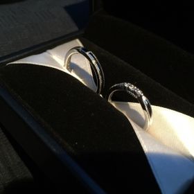 【エクセルコダイヤモンド(EXELCO DIAMOND)の口コミ】 ミル打ちが私の一番の希望だったので基本ミル打ちで探し、ダイヤとミルの…