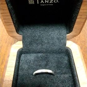 【TANZO.(鍛造指輪)の口コミ】 店舗にお邪魔した際に、悩んでいた私達に親身に寄り添い、アドバイスをく…