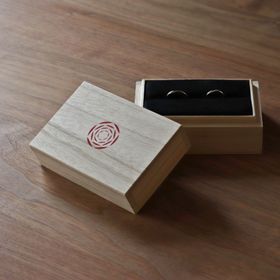 【出雲結(いずもゆい)の口コミ】 和風なテイストの指輪を探していたところ、出雲結さんの「風結」という指…