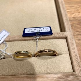 【ith(イズ)の口コミ】 どのデザインもとても素敵です。槌目は色々な種類の槌目があります。槌目…