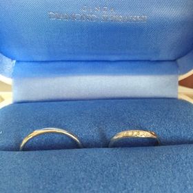 【銀座ダイヤモンドシライシの口コミ】 彼のつけ心地が気に入って、デザインも気に入ったから。価格も手頃だった…