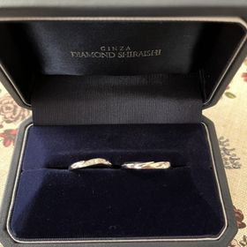 【銀座ダイヤモンドシライシの口コミ】 デザインがとても可愛くペアでも付けやすかったのが1番の決めてです
あと…