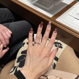 【エクセルコダイヤモンド(EXELCO DIAMOND)の口コミ】 デザインとアフターサービスで選びました。他の店舗はサイズ直しが一回だ…