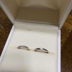 【VIVAGE(ヴィヴァージュ)の口コミ】 結婚指輪ということで、バラバラなデザインではない統一感のあるペアリン…