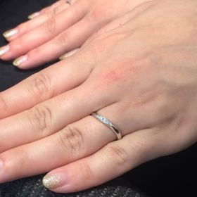 【ラザール ダイヤモンド(LAZARE DIAMOND)の口コミ】 ラザールダイヤモンドはダイヤの輝きが、素敵でした。婚約指輪をウェーブ…